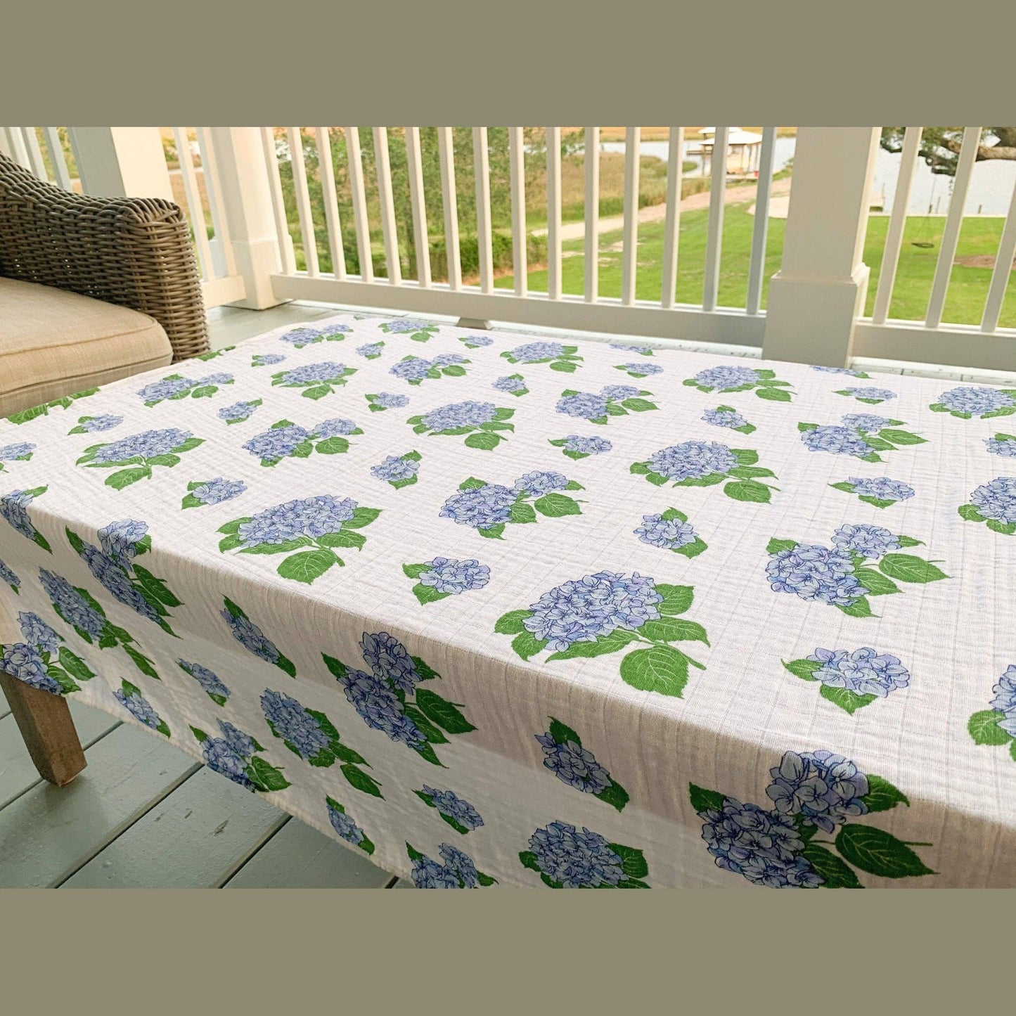 Swaddle - Hydrangeas Baby Muslin Swaddle/Receiving Blanket Breathable and Lightweight