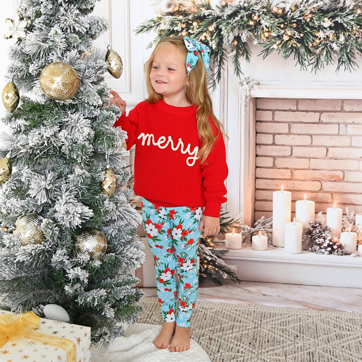 Merry Red SWEATER
